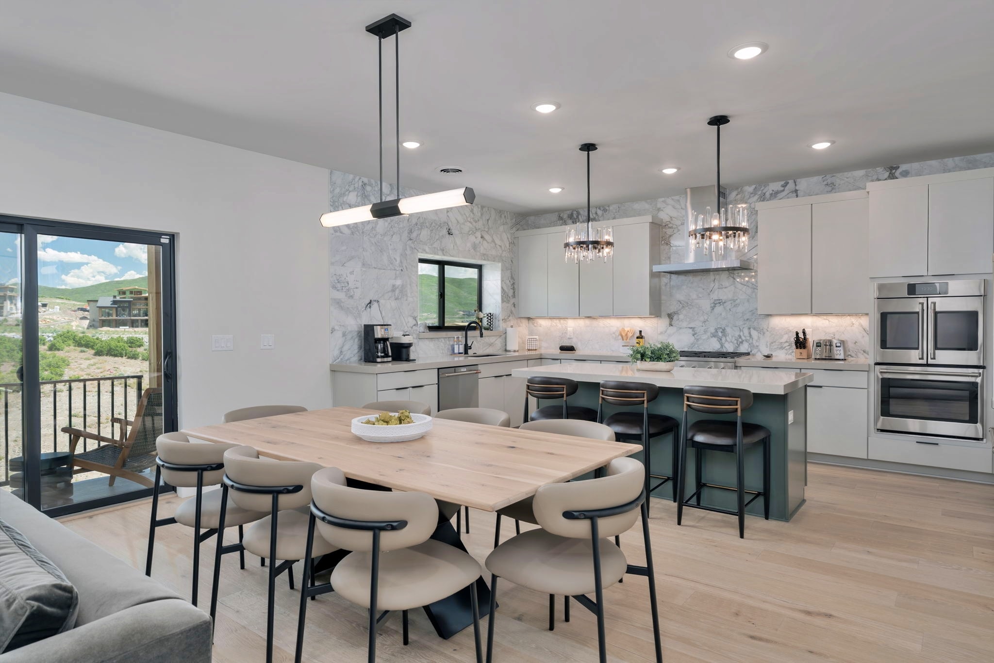 The Mountain Modern Kitchen